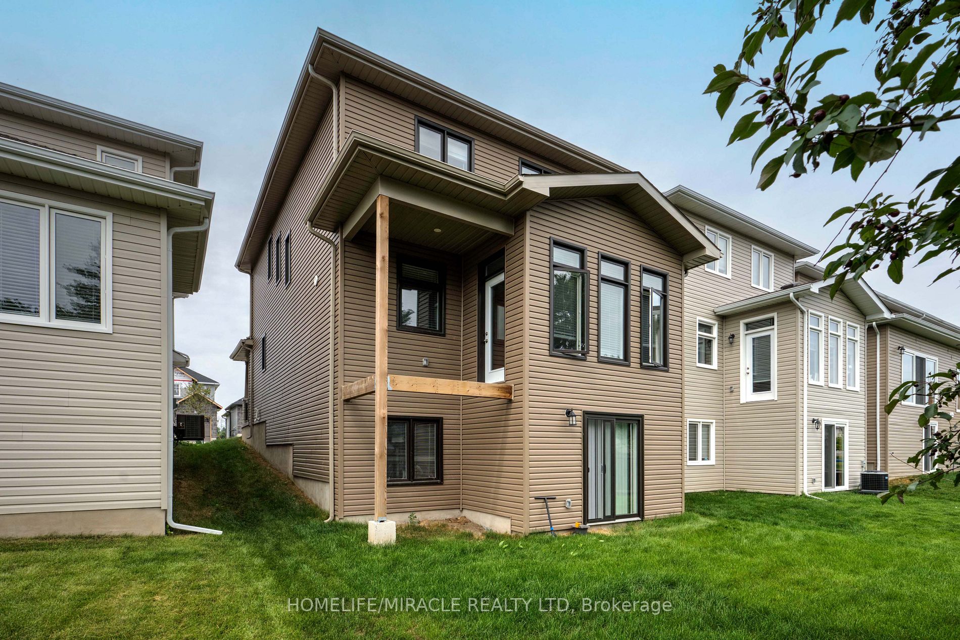 249 Heritage Park Dr