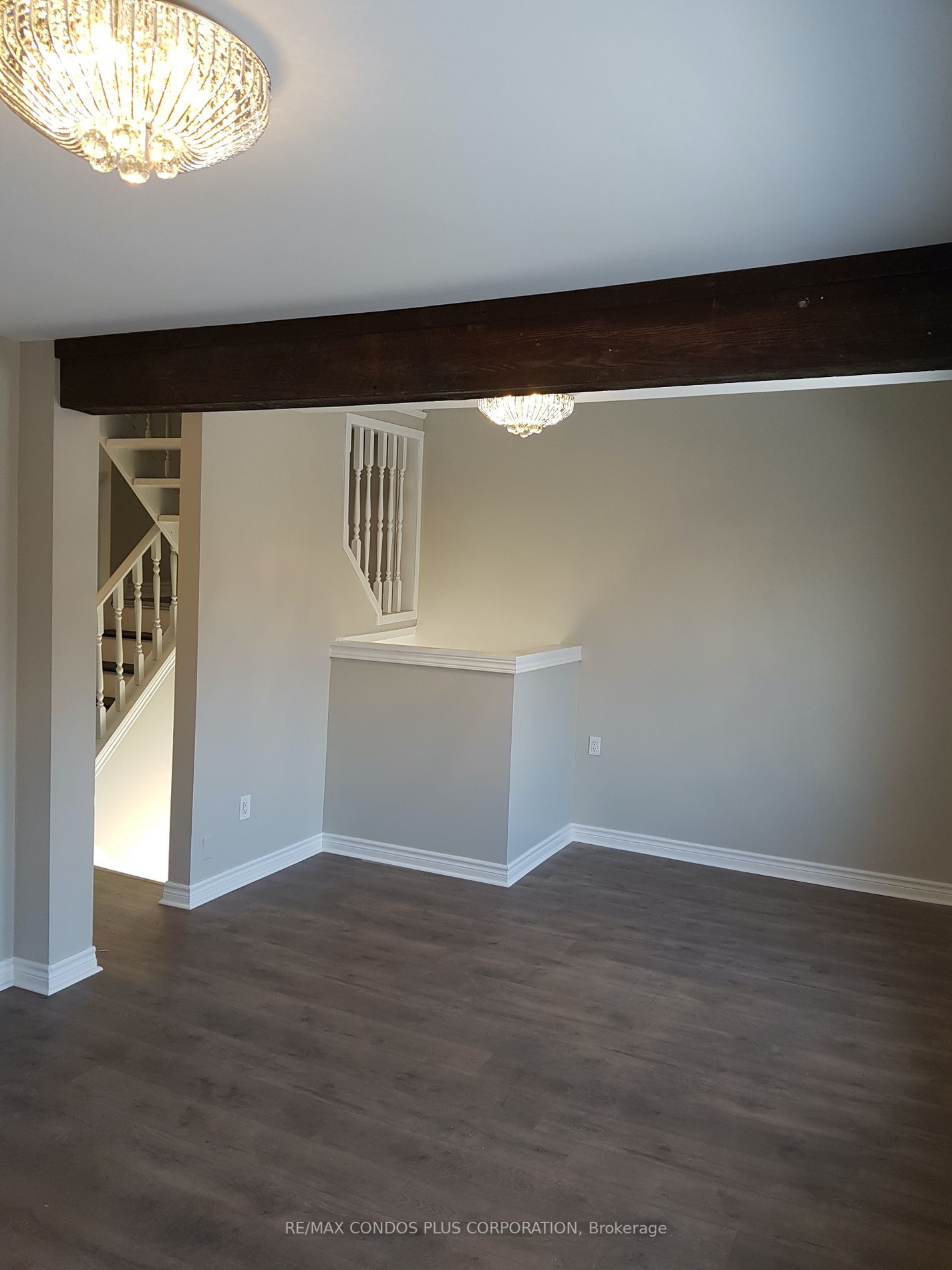 209 Rosslyn Avenue S