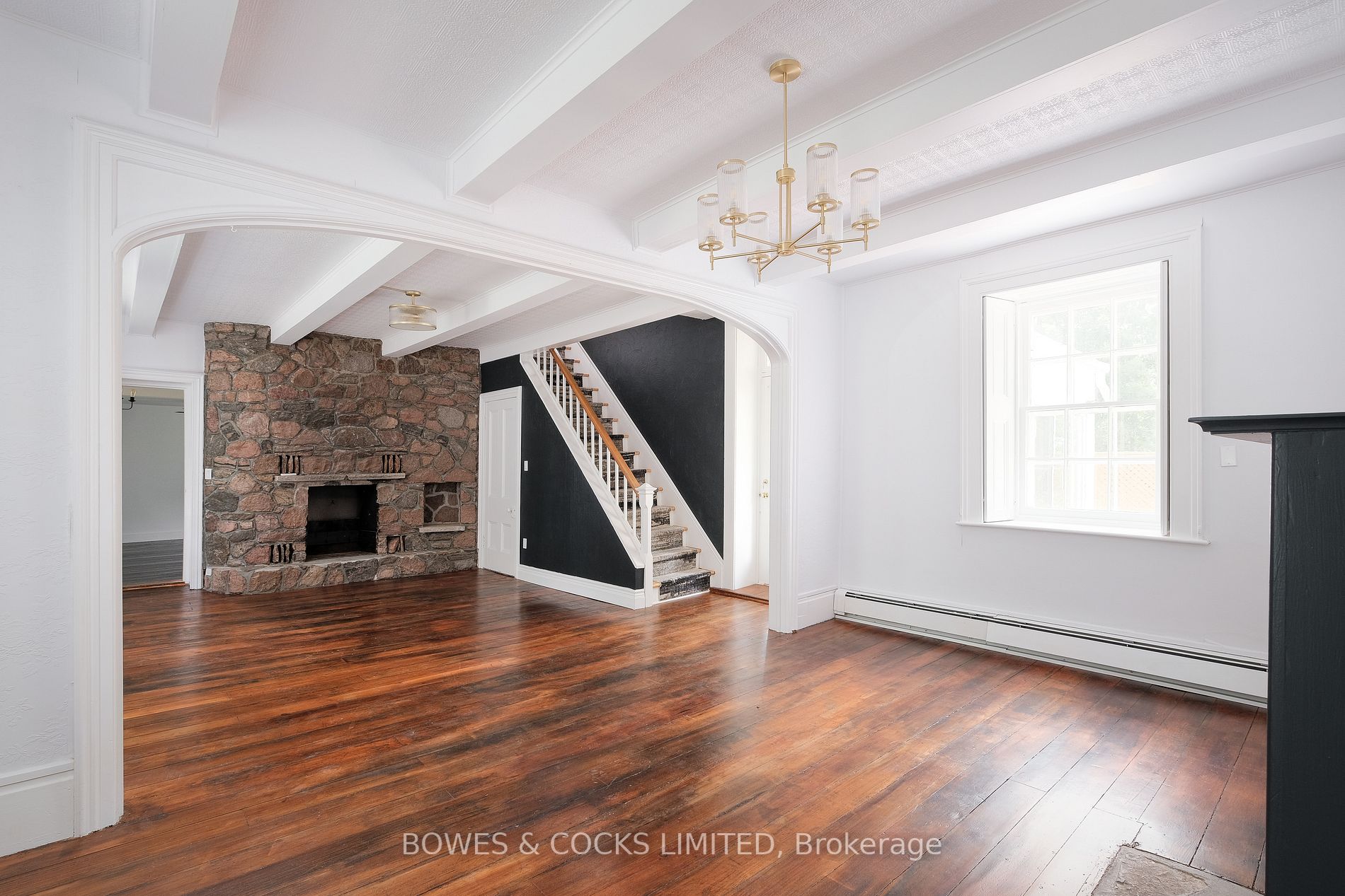 44 Bridge St