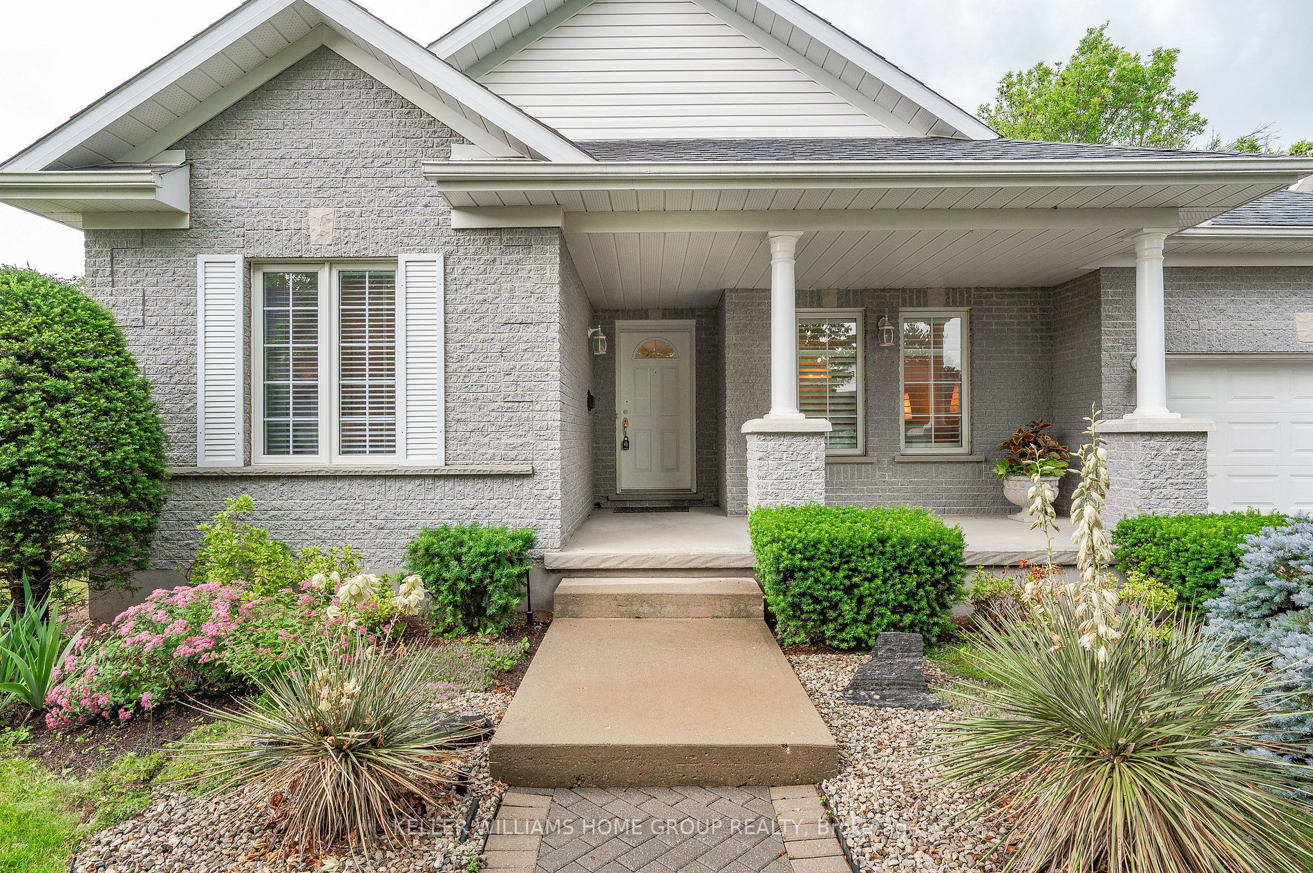 12 Sprucehaven Court