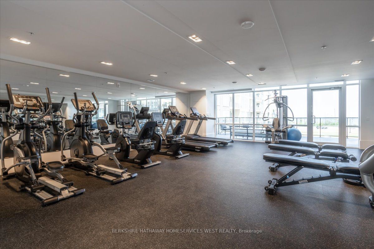 16 Concord Pl, #440