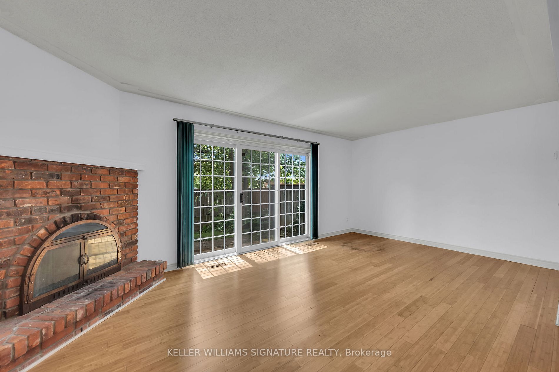 409 Vine St, #3