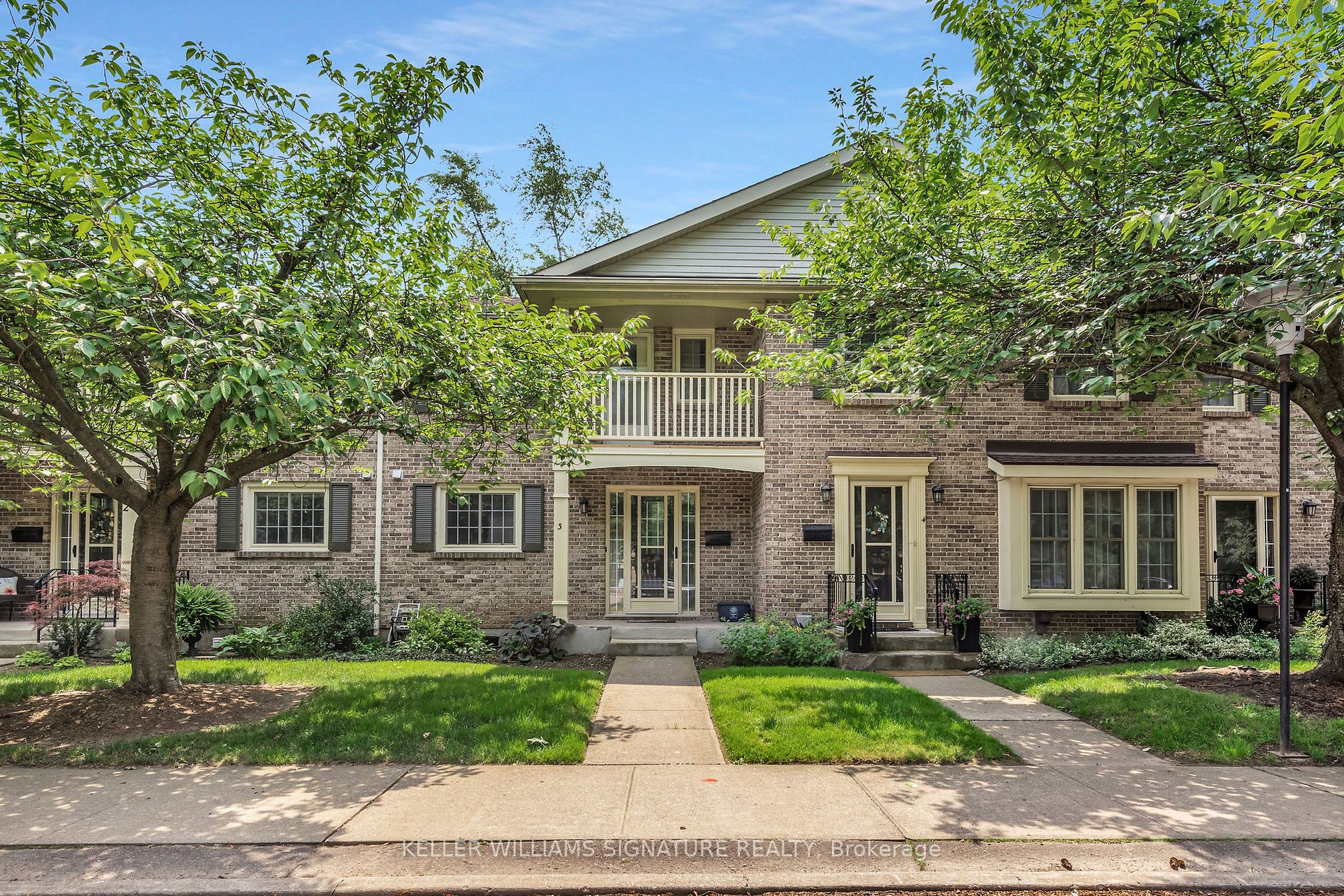 409 Vine St, #3