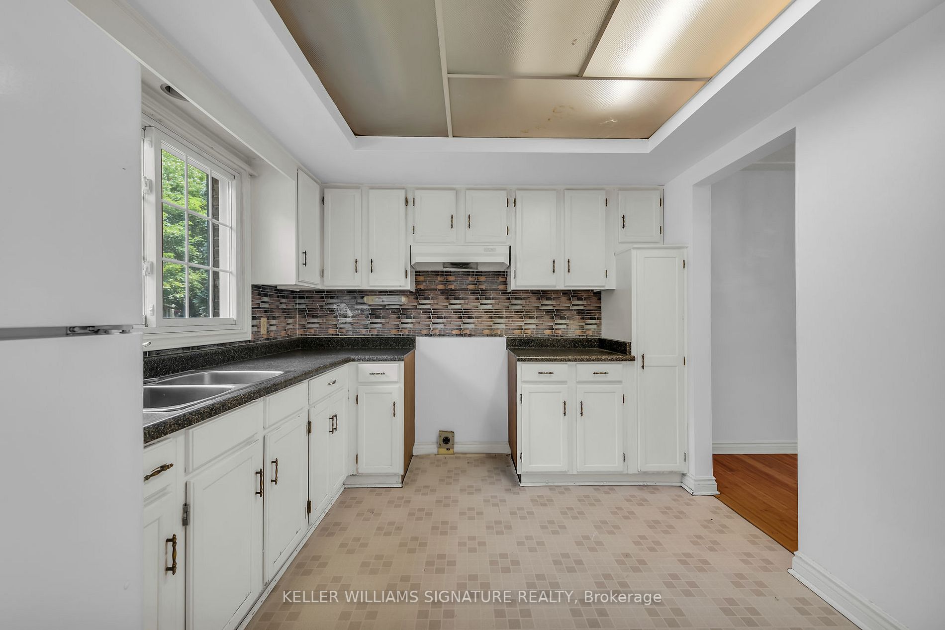 409 Vine St, #3