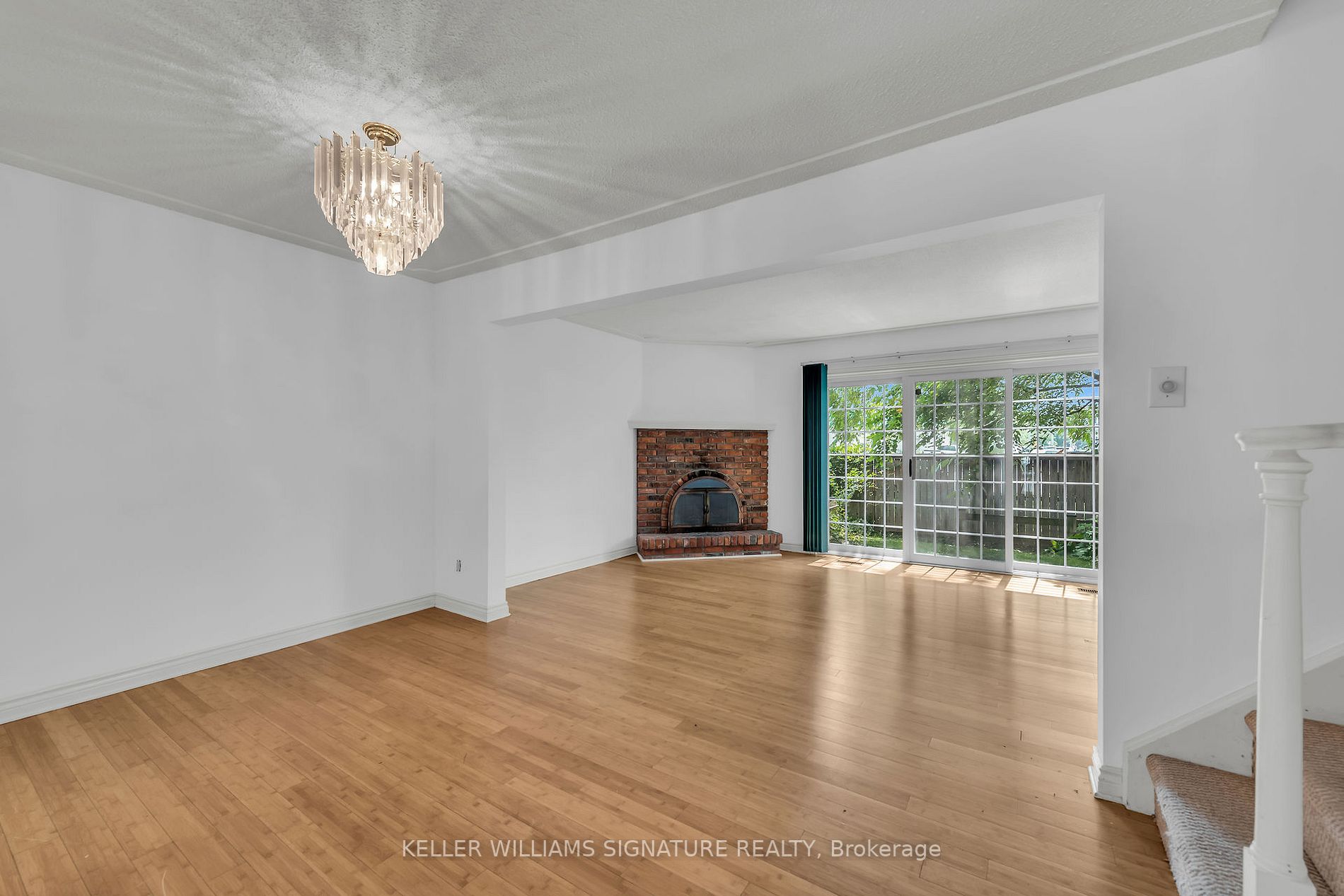 409 Vine St, #3