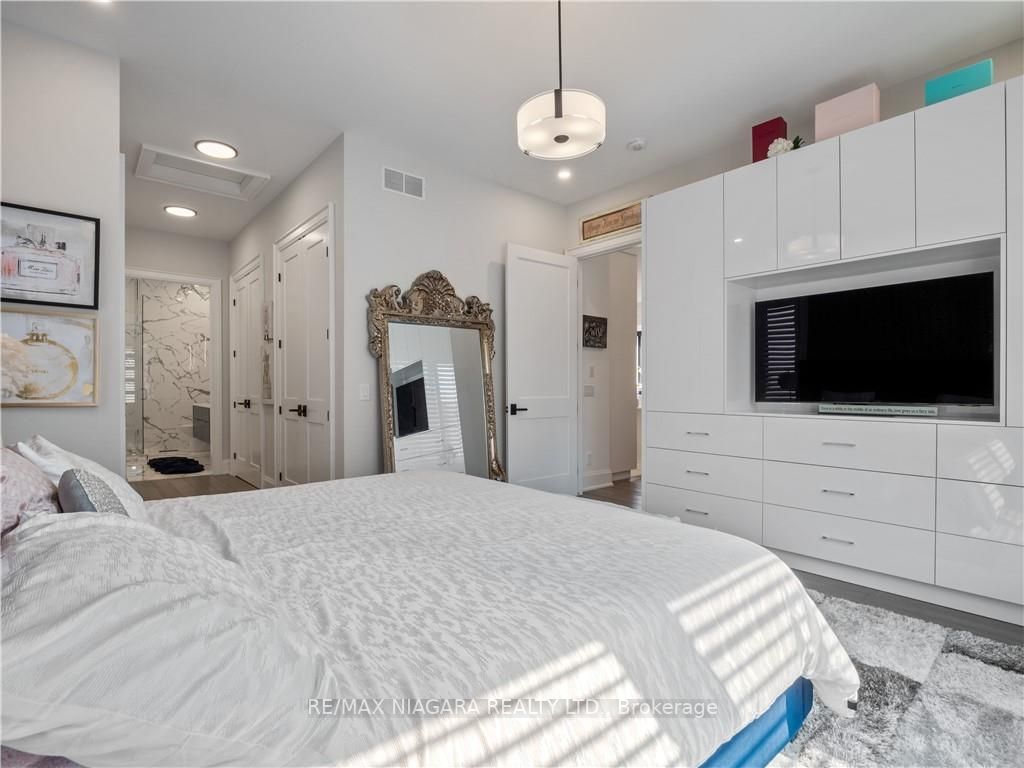 2341 Terravita Dr