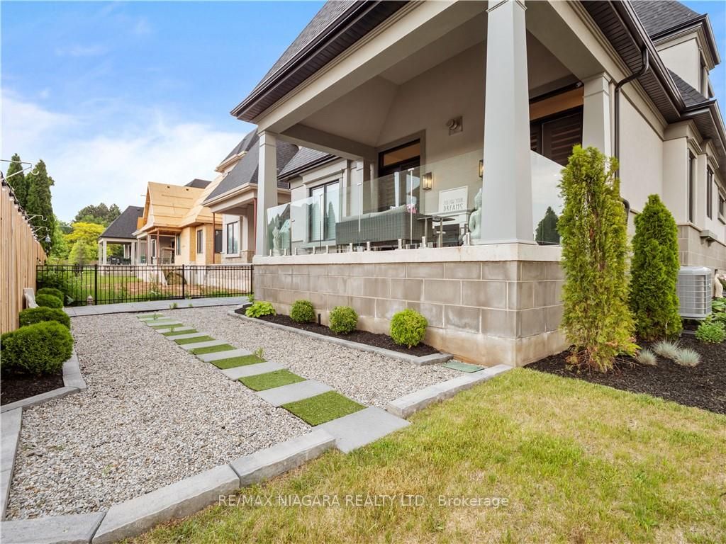 2341 Terravita Dr