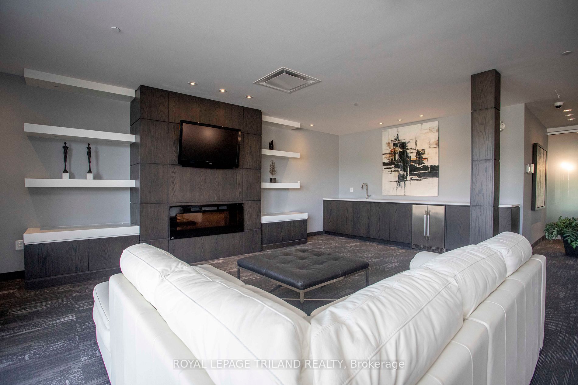 1705 FIDDLEHEAD Place, #208