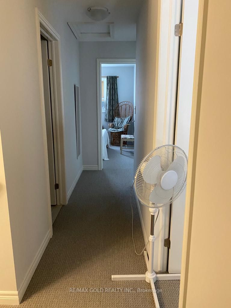 7945 Old Field Road, #6