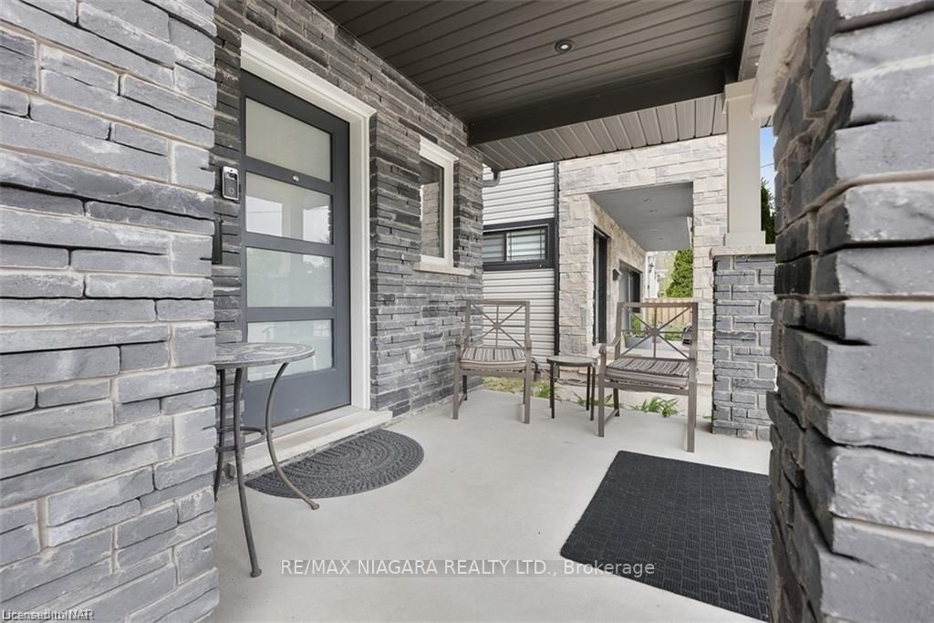 77 B Broadway Ave
