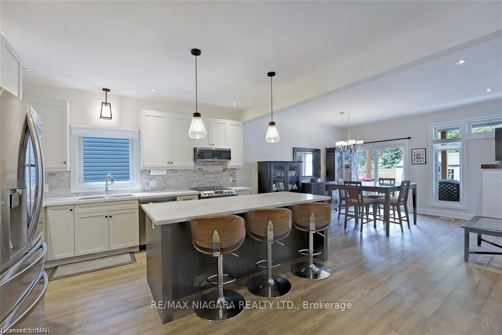 77 B Broadway Ave