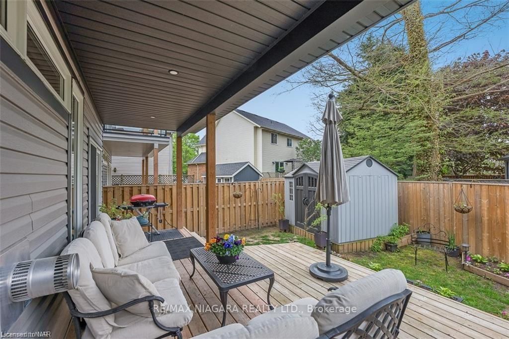 77 B Broadway Ave