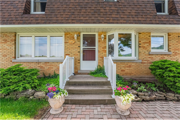 180 Winona Rd, Hamilton