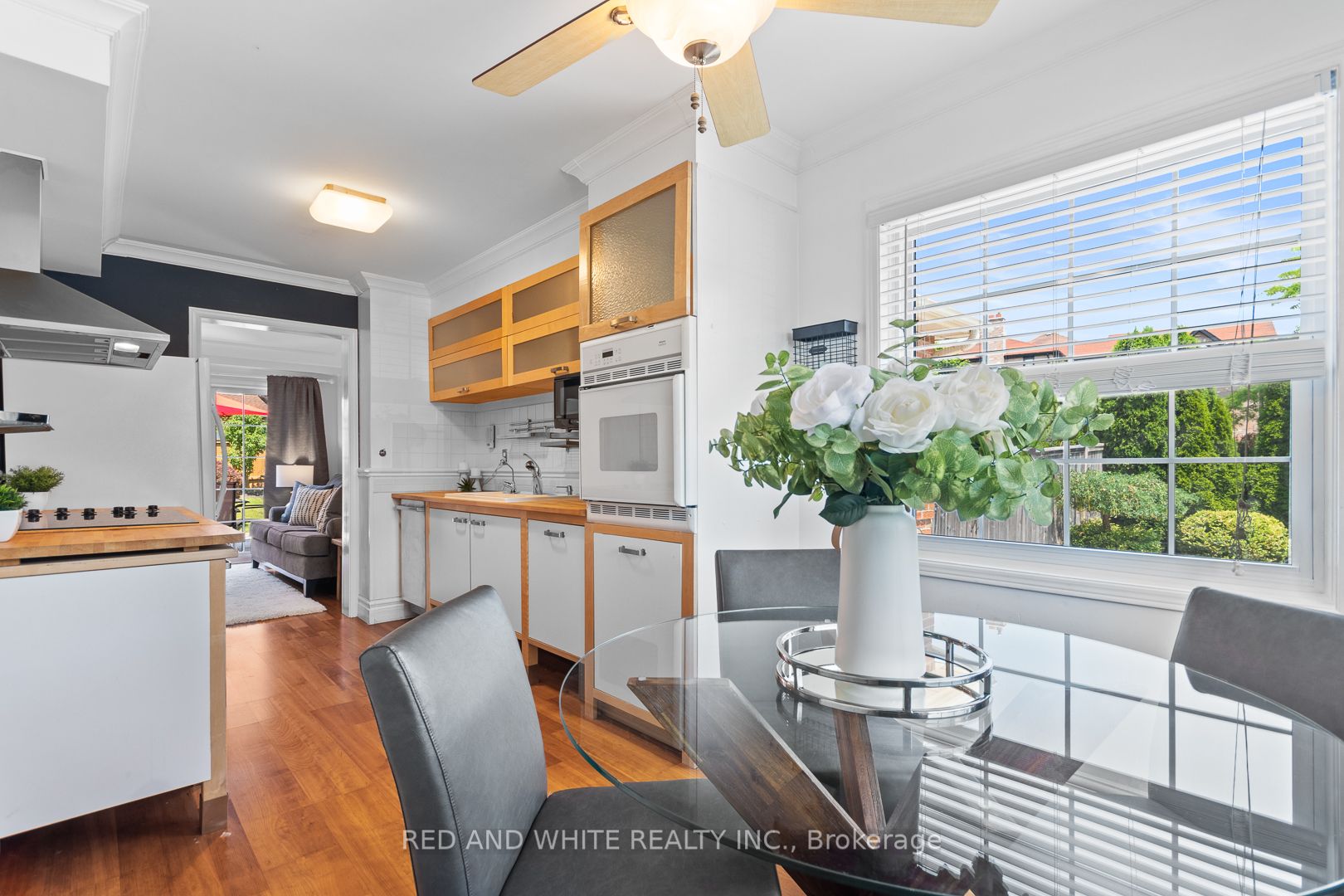 371 Burnett Avenue