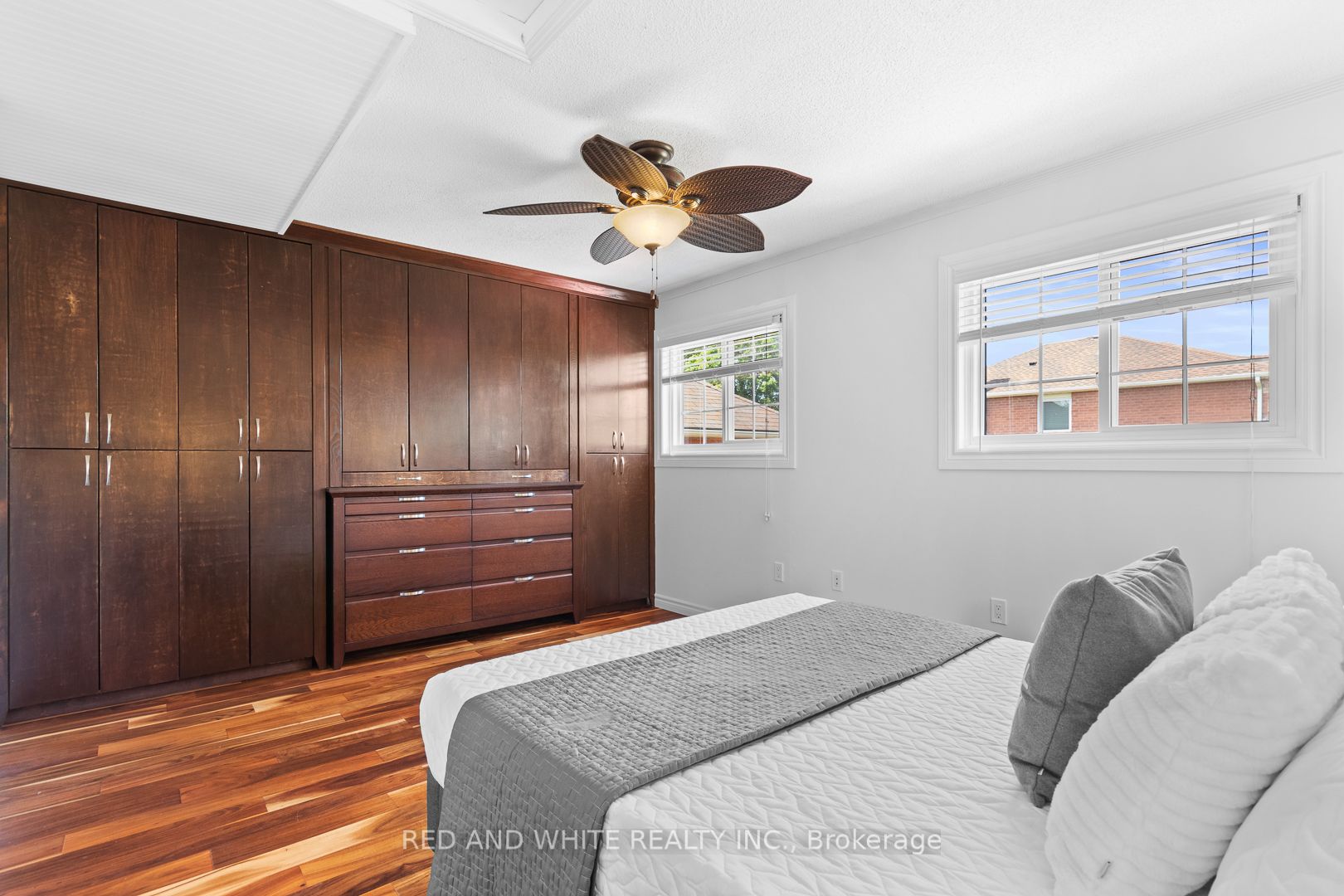 371 Burnett Avenue