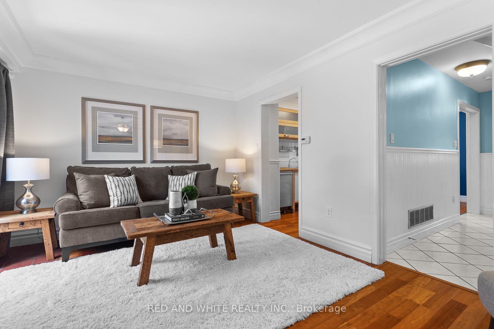 371 Burnett Avenue