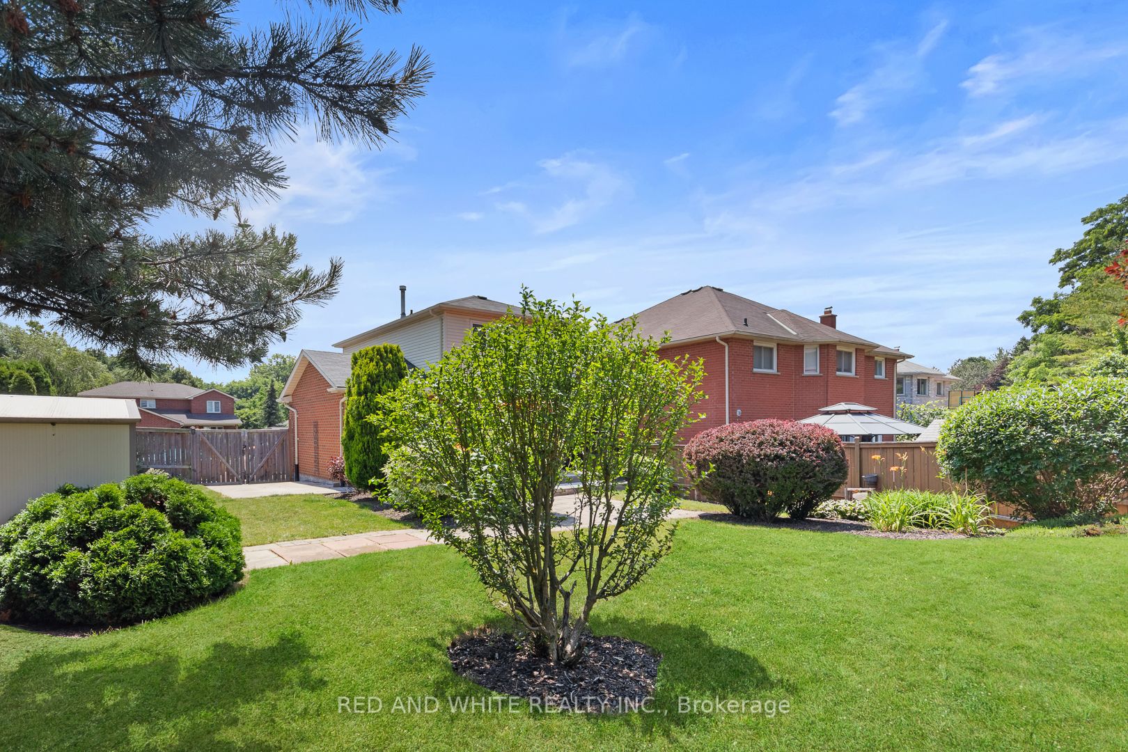 371 Burnett Avenue