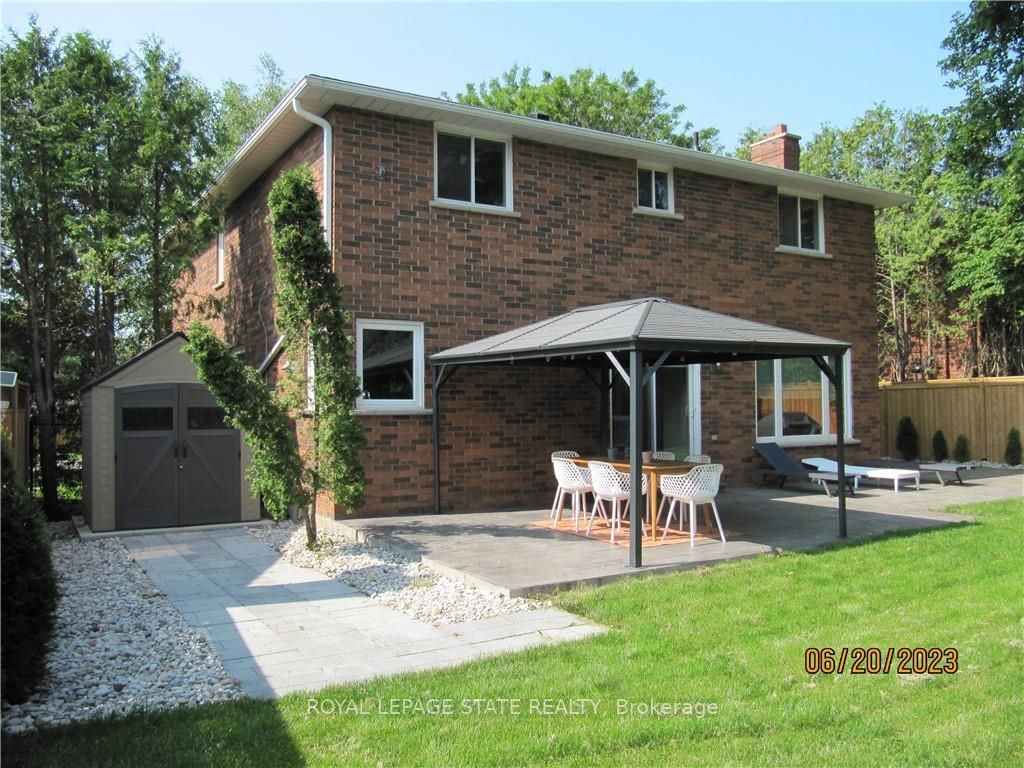 26 Abbey Close