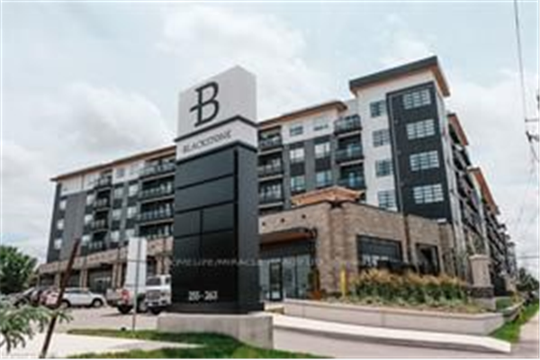 243 Northfield Dr E, Waterloo