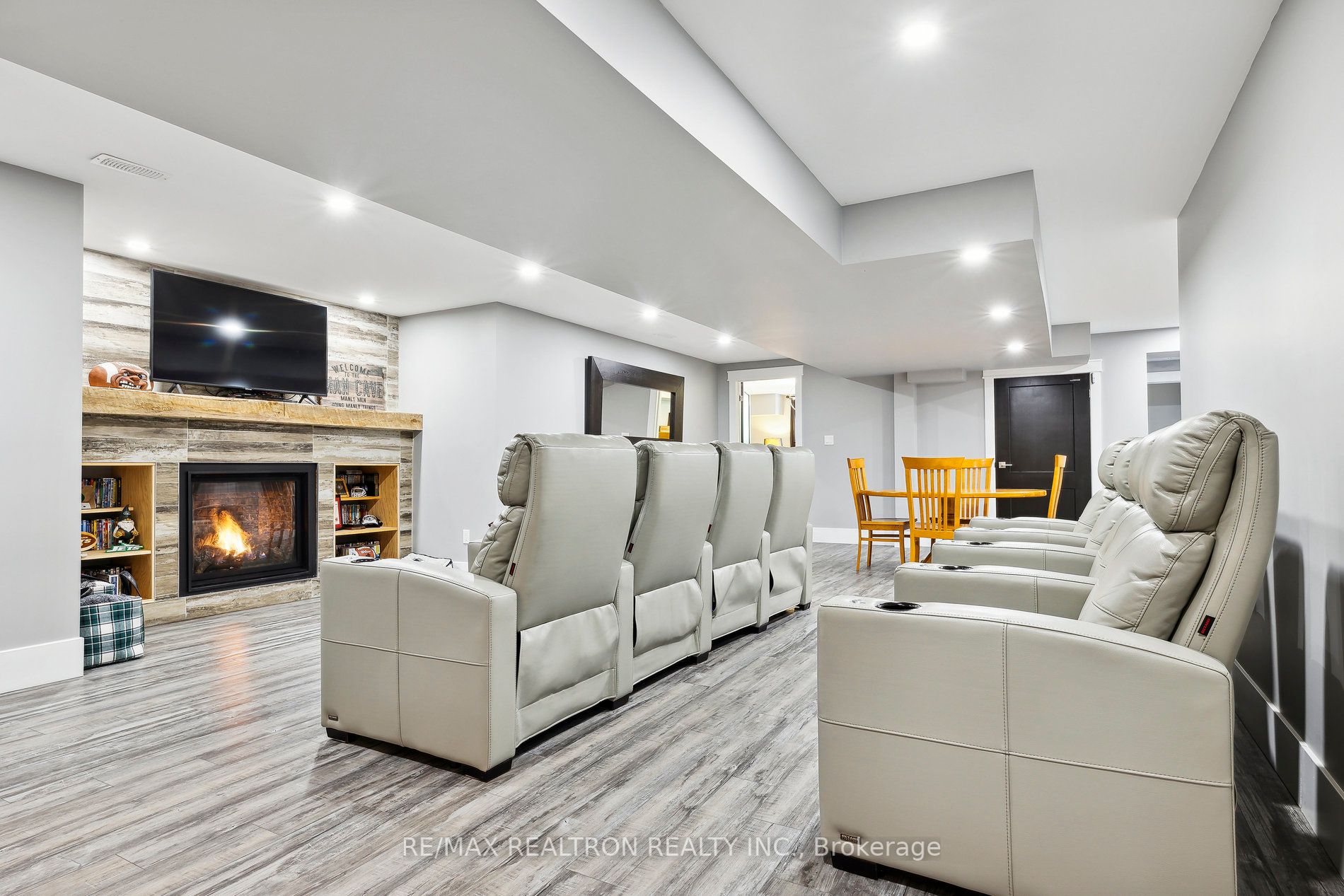 38 Westlake Court