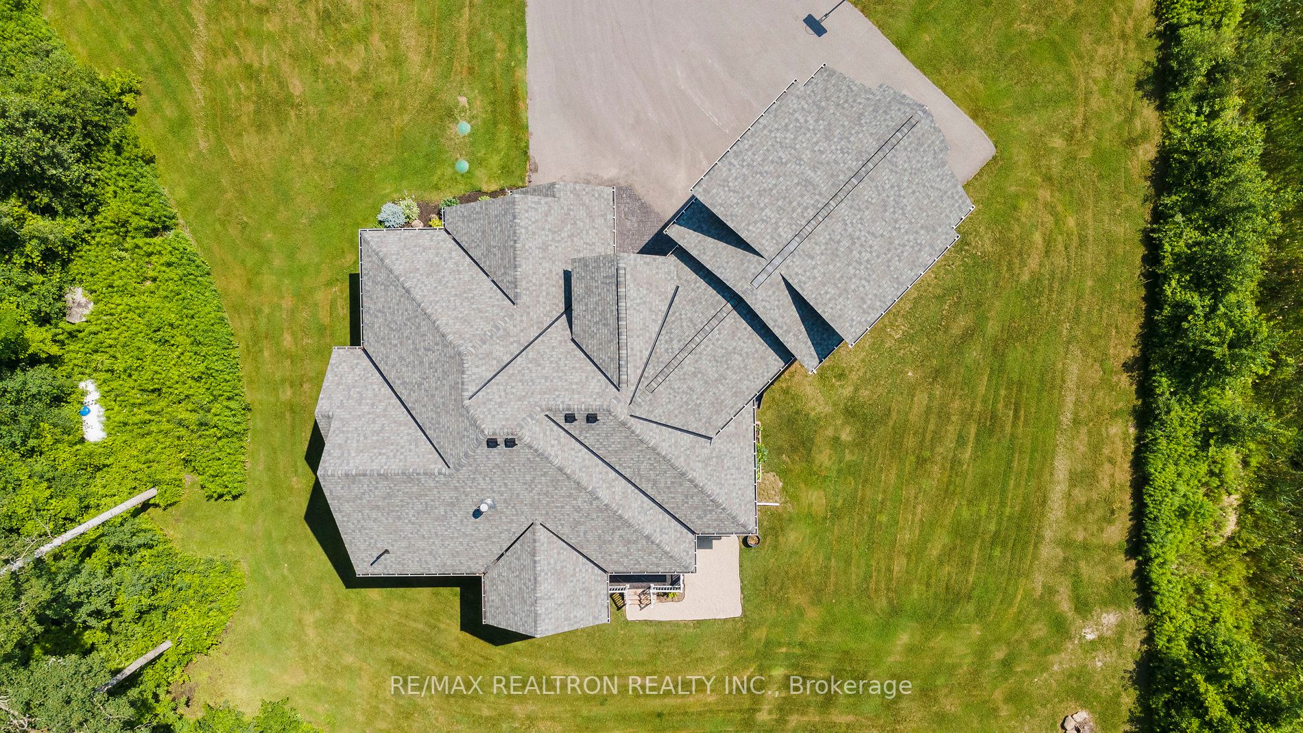 38 Westlake Court