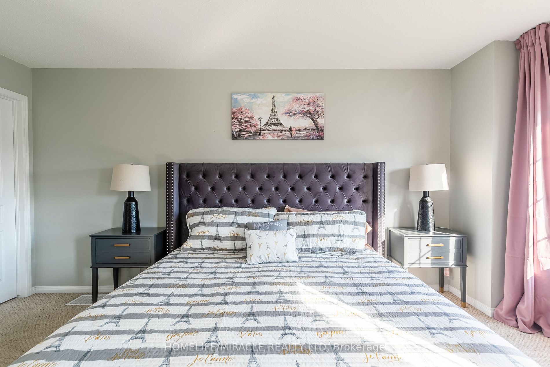 51 Palacebeach Tr