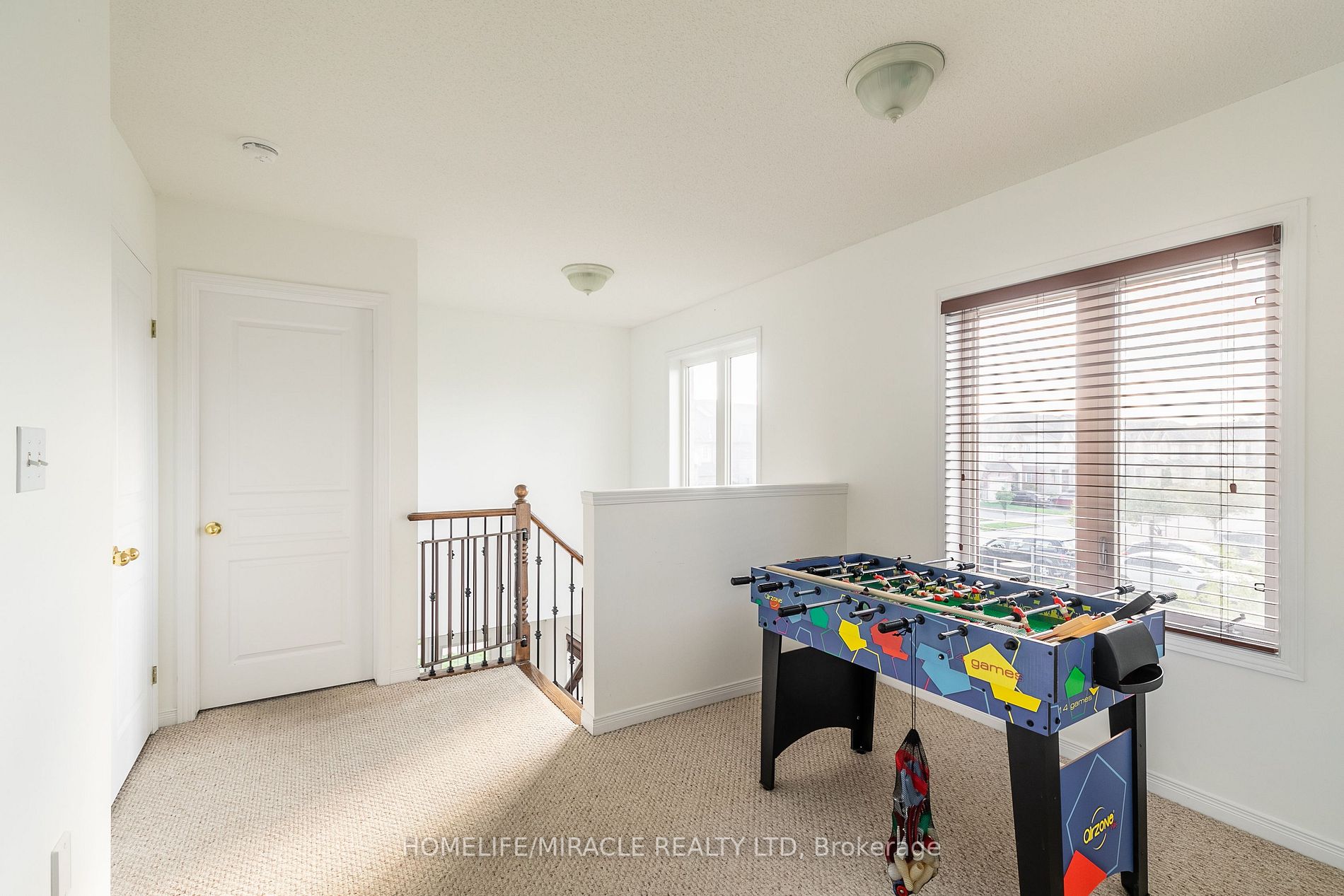 51 Palacebeach Tr