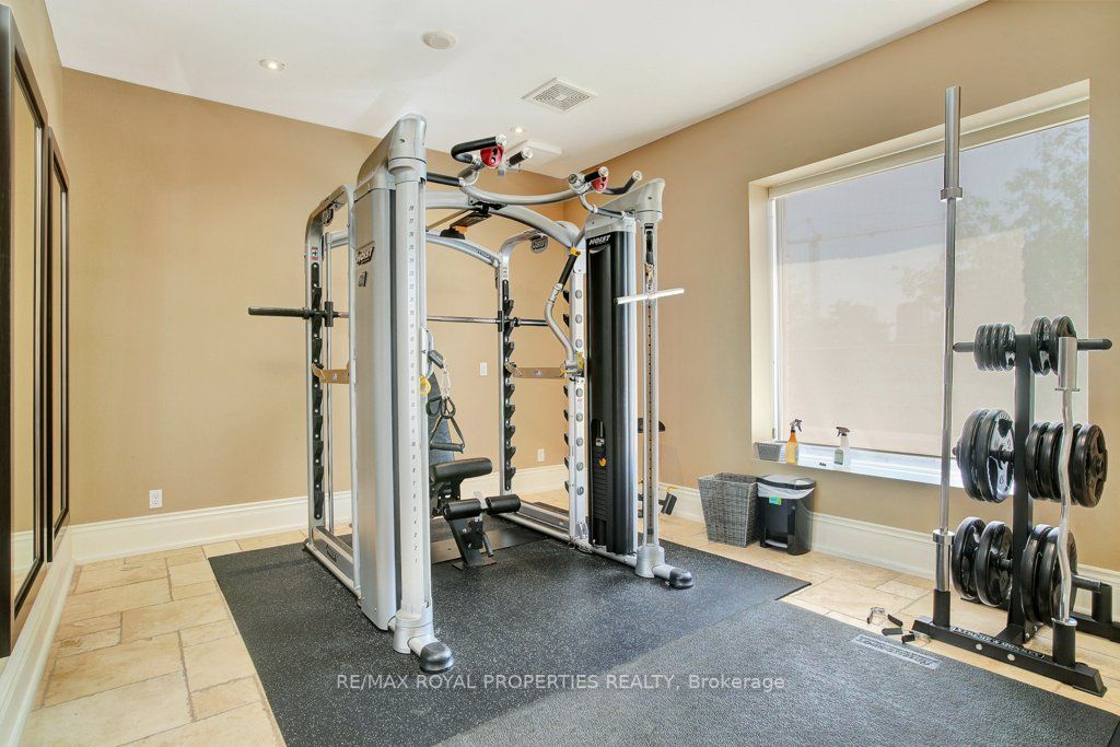 223 Erb Street W, #402