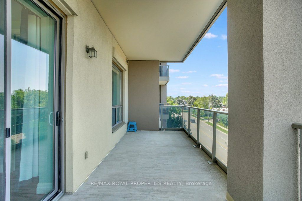 223 Erb Street W, #402