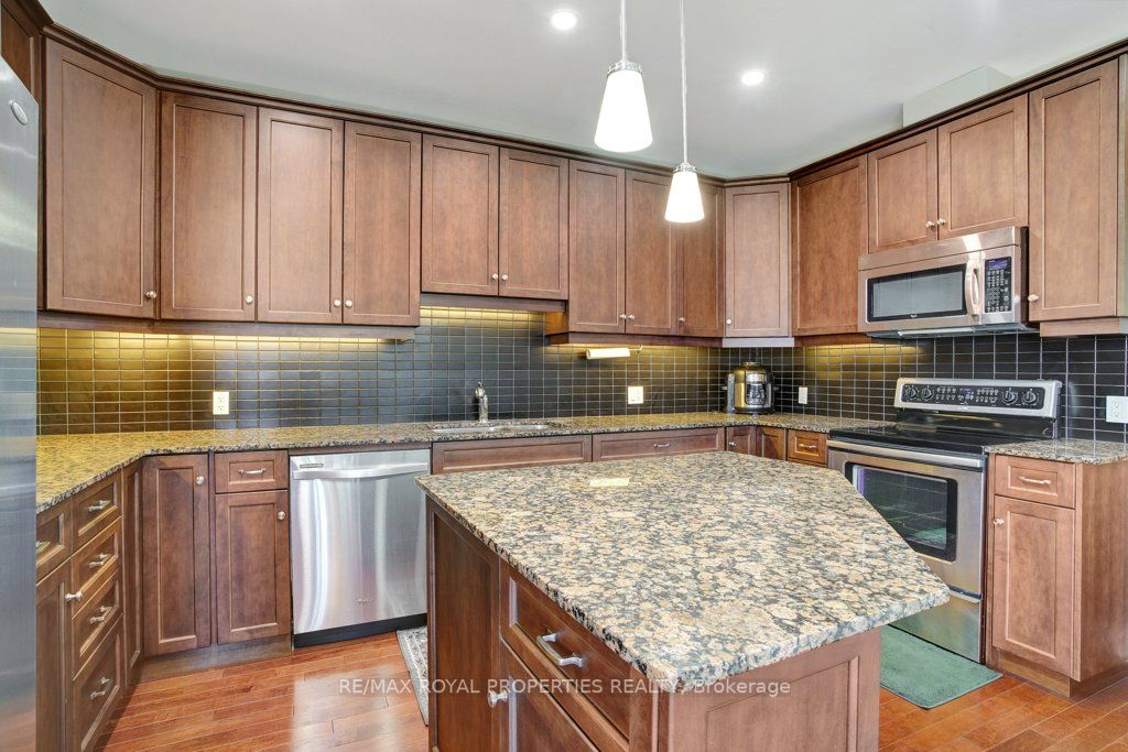 223 Erb Street W, #402