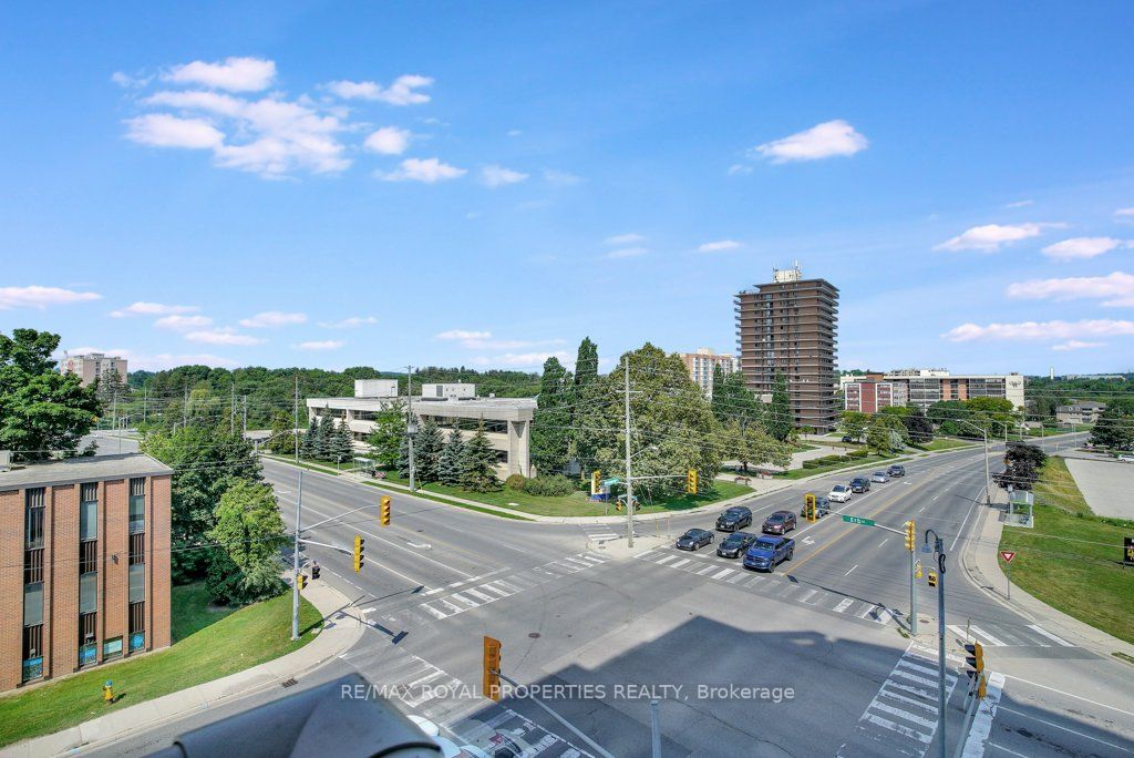 223 Erb Street W, #402