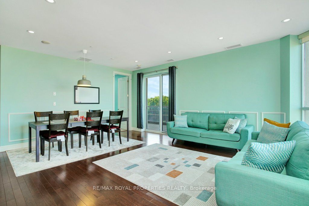 223 Erb Street W, #402