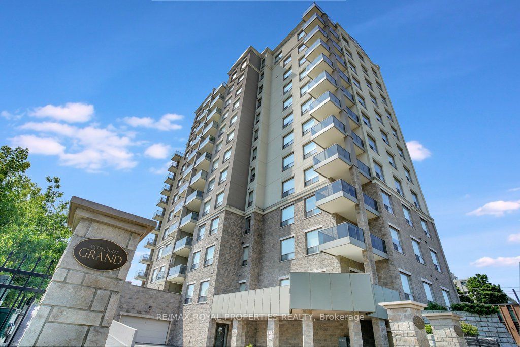 223 Erb Street W, #402