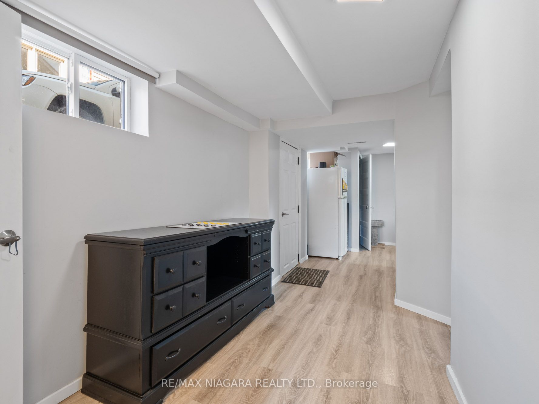 390 Welland Ave