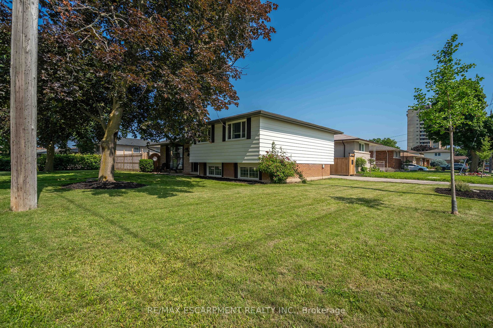 85 Honeywell Dr