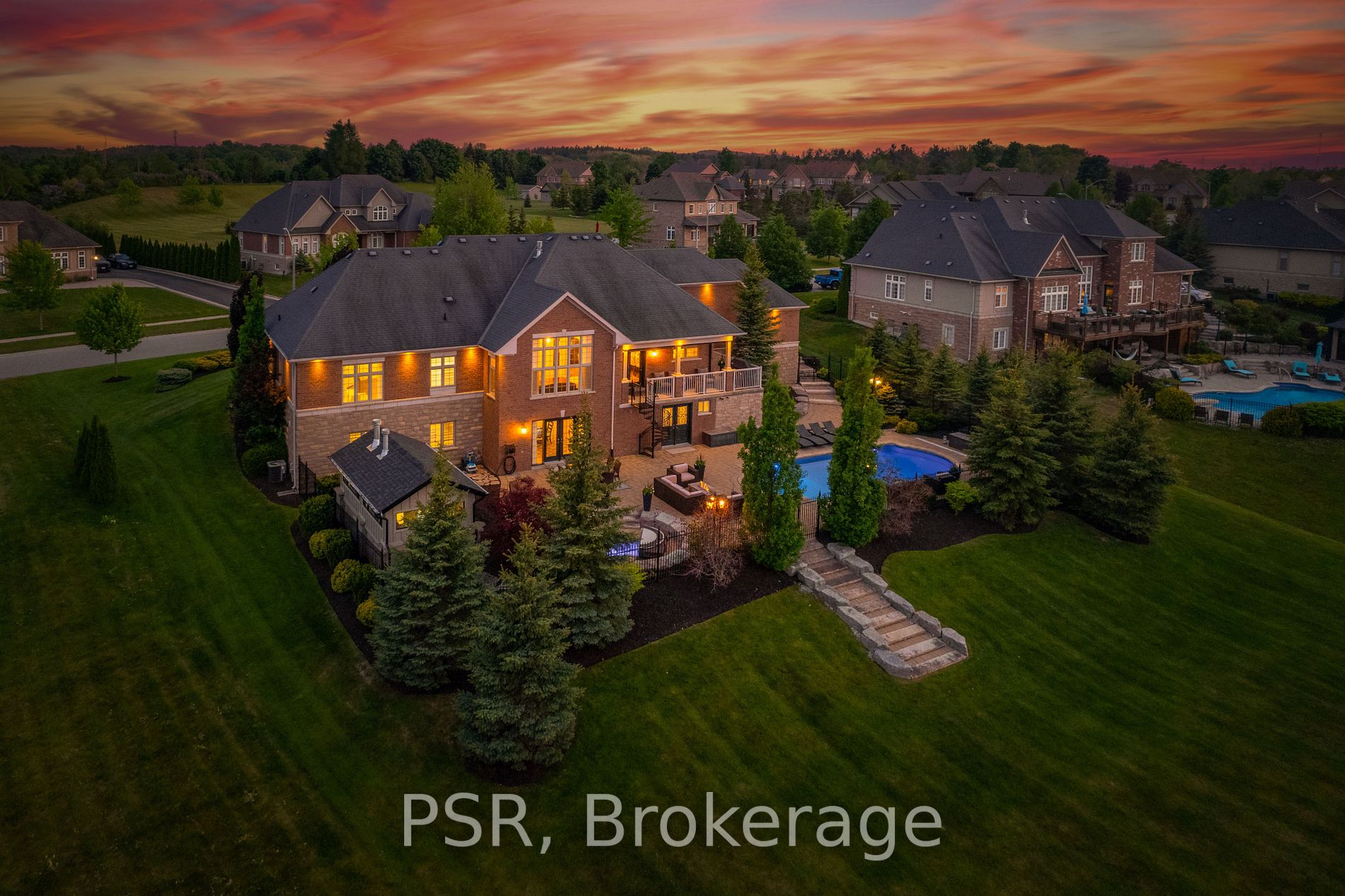 16 Masters Creek Boulevard