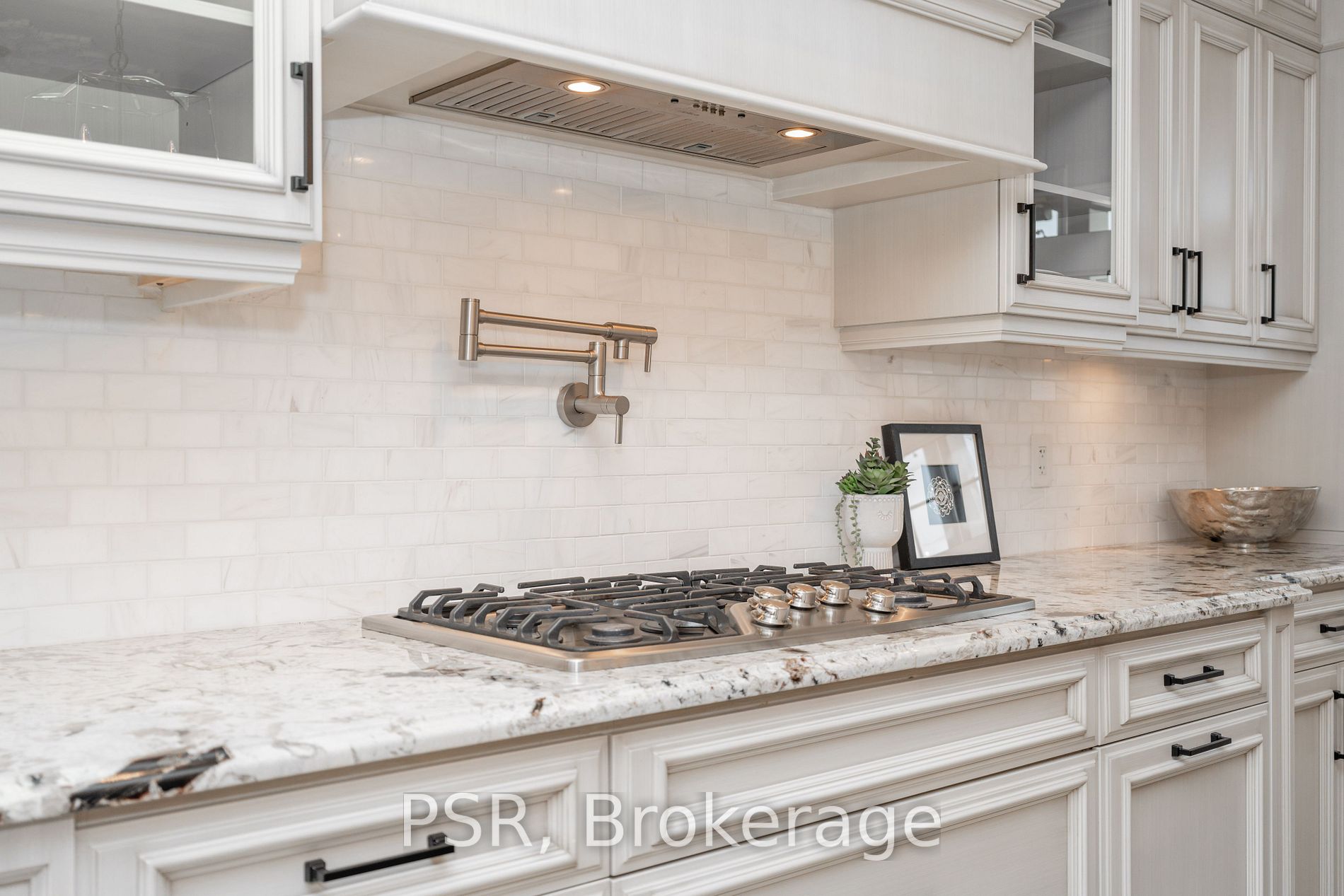 16 Masters Creek Boulevard