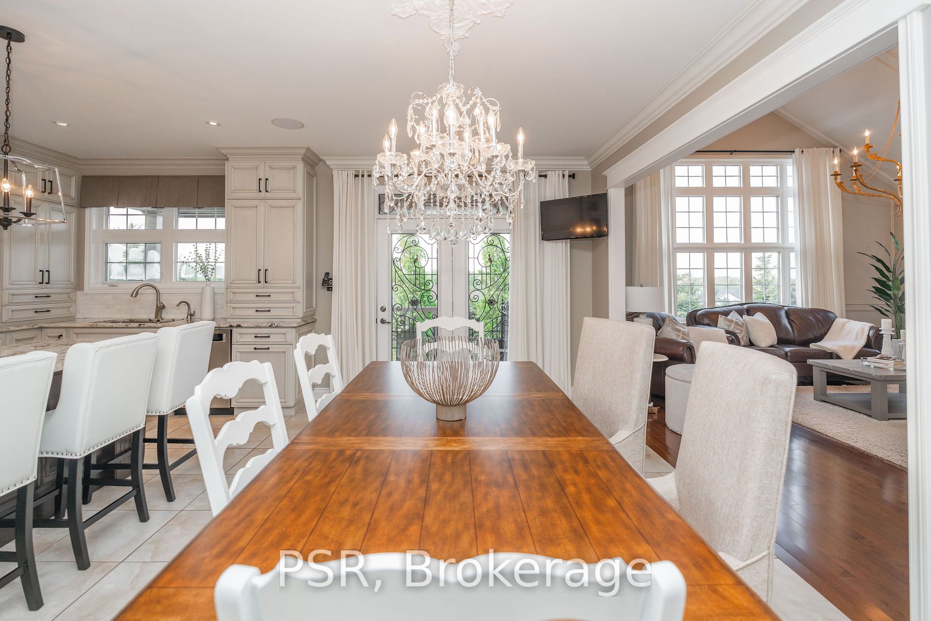 16 Masters Creek Boulevard