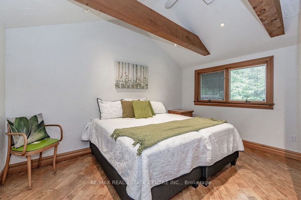 15 River Bluff Path