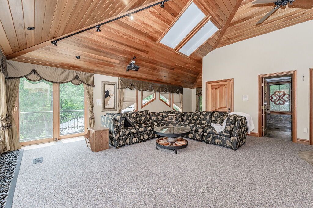 15 River Bluff Path