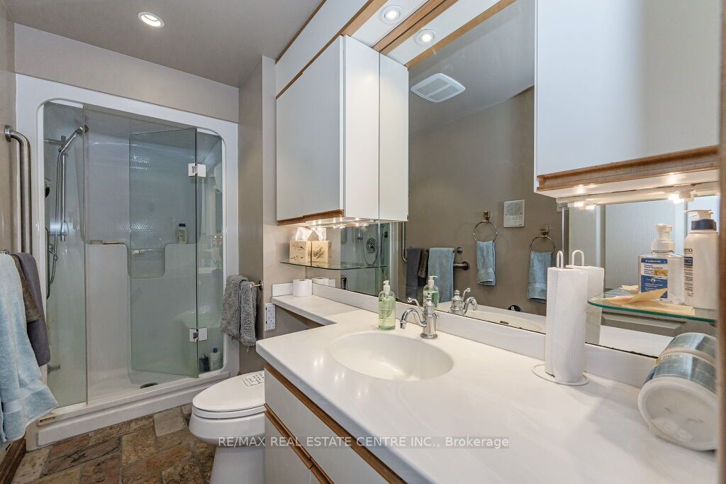 15 River Bluff Path
