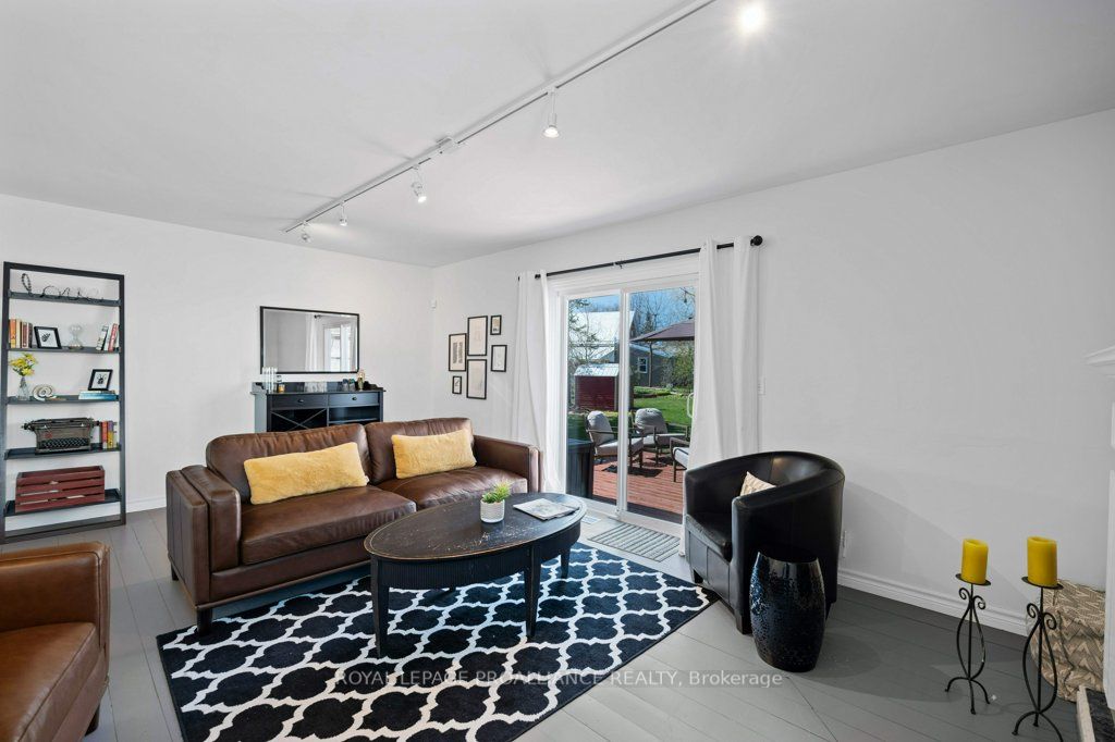 3 Corey St