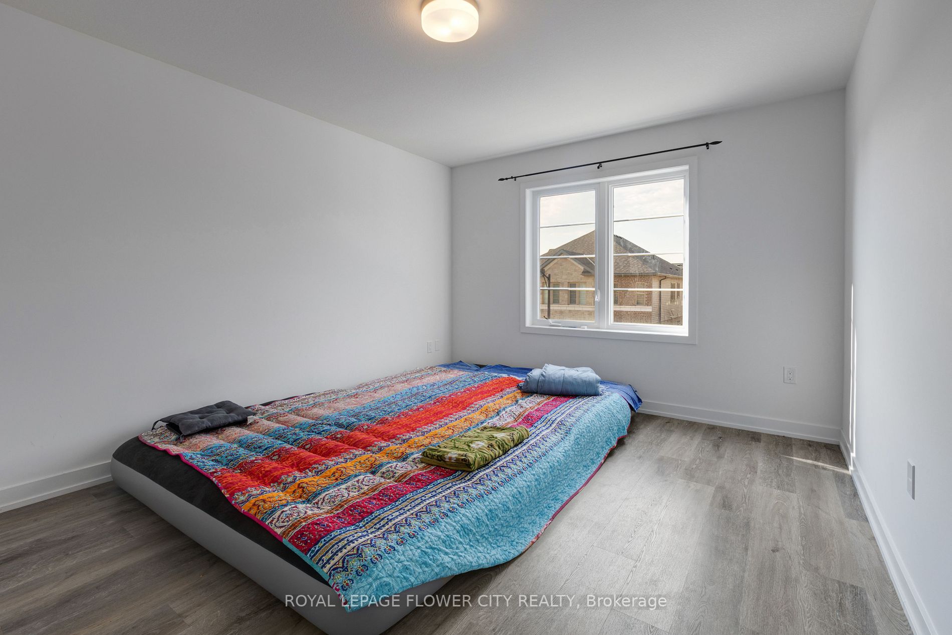 205 West Oak Tr, #16