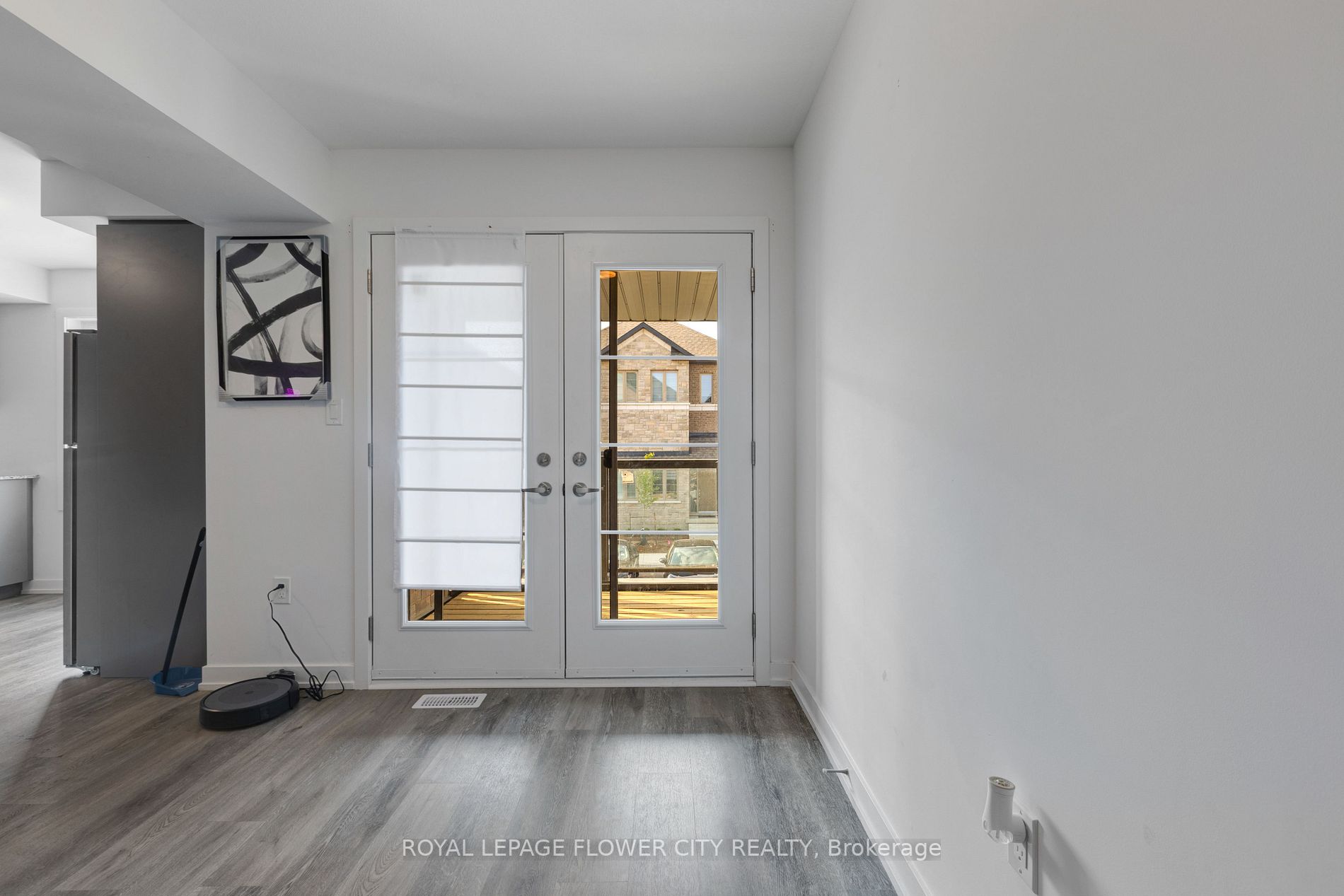 205 West Oak Tr, #16
