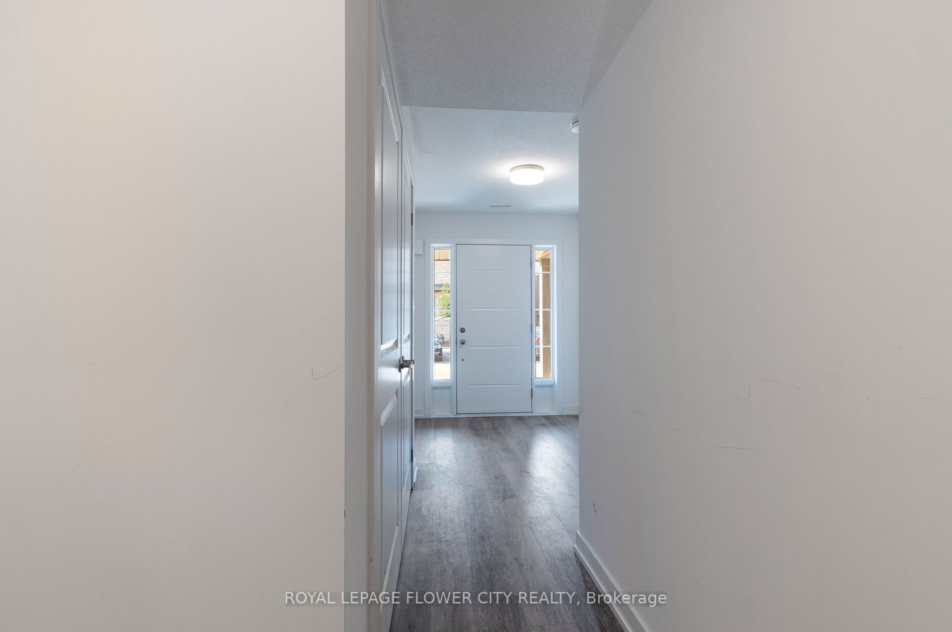 205 West Oak Tr, #16