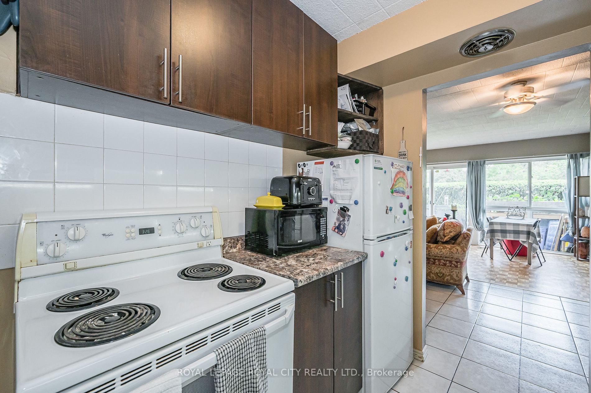 105 Conroy Cres, #103