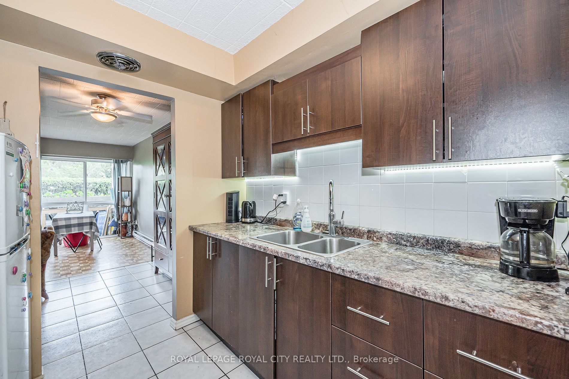 105 Conroy Cres, #103