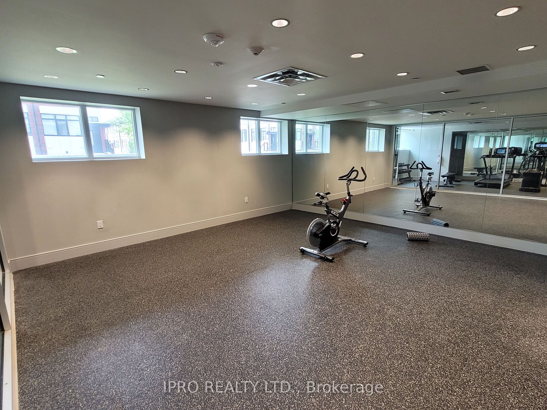 16 Markle Crescent, #301