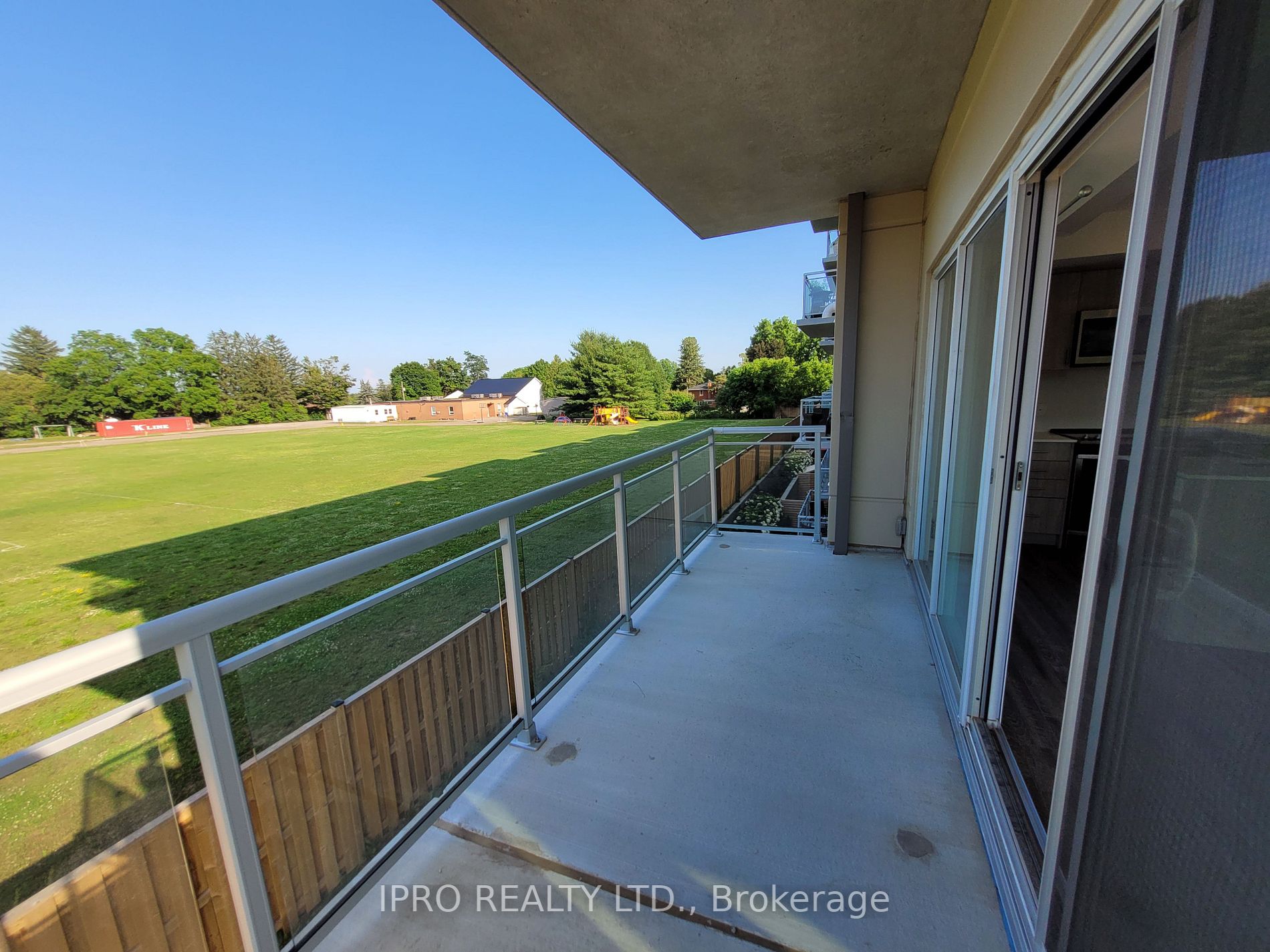 16 Markle Crescent, #301
