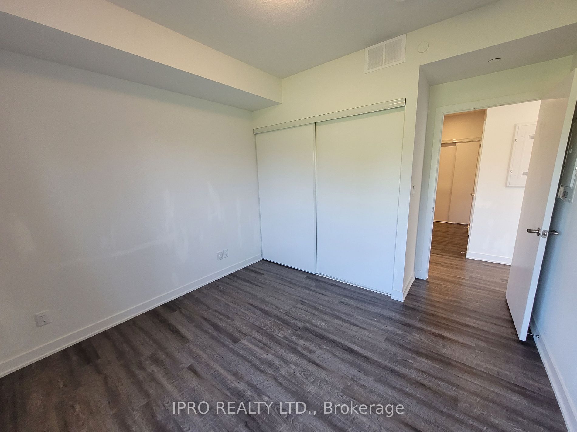 16 Markle Crescent, #301